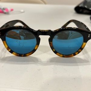 Illesteva Leonard Sunglasses
